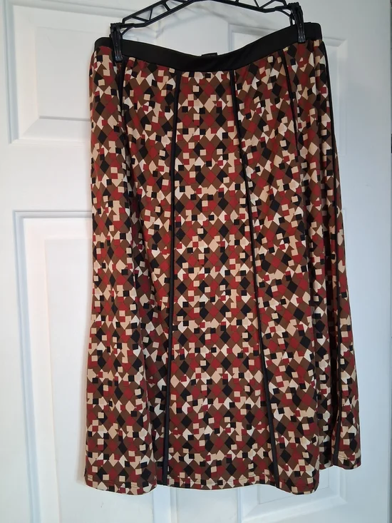 Robert Louis Geometric A-Line Skirt in Brown Red and Cream Flowy Sz Large - Picture 1 of 5